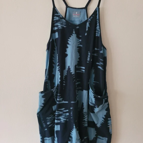 Free People Movement Hot Shot Printed Onesie Jumpsuit Winter Forest Navy Large - Picture 8 of 12